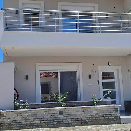 Holiday home Ammoshine *